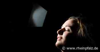 Ein Aufbegehren: Ein Jelinek-Solo am Nationaltheater Mannheim - Schauspiel - Rheinpfalz.de