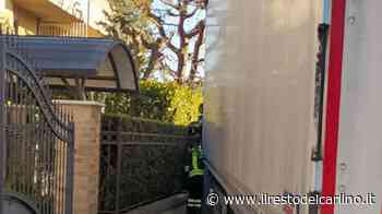 Incidente Fermo: malore mentre è alla guida. Muore camionista - il Resto del Carlino