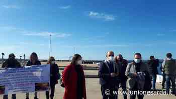 Il fermo “no” di Legambiente al progetto Snam: "Stop alla supermetaniera di Portovesme" - L'Unione Sarda.it - L'Unione Sarda.it