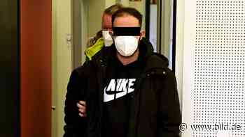 Prozess in Dresden: Schwarzfahrer wollte Kontrolleur abstechen | Regional - BILD