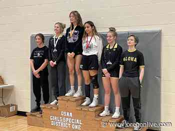 Wrestling: St. Helens takes home Special District 1 crown, Haley Vann and Makaila Takahashi impress ahead of - OregonLive