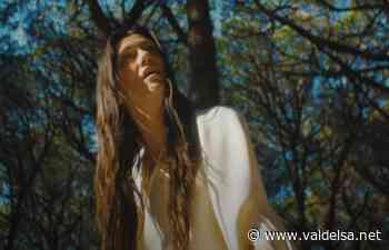 E' girato nella Pineta di Cecina il video di ''O forse sei tu'', la nuova canzone di Elisa - Valdelsa.net