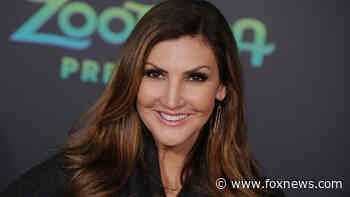 Comedian Heather McDonald collapses, fractures skull during set in Tempe, Arizona