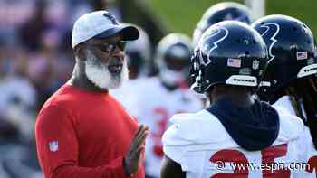 Sources: Texans talking HC job with Lovie Smith