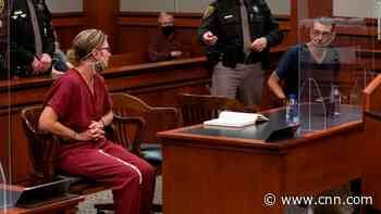 "Show some respect": Crumbley parents' romantic gestures irritate prosecutors