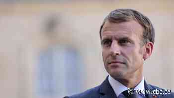 French president heads to Russia to try to ease Ukraine tensions