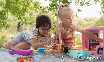 Children talk more about others' thoughts and emotions when playing with dolls than iPads