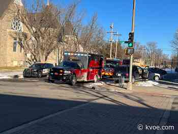 Emporia Police: Medical issue leads to crash at Eighth and Commercial - KVOE