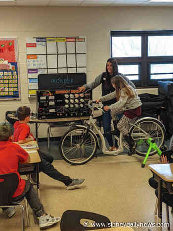 Energy bike presentation returns to Fort Loramie schools - sidneydailynews.com