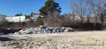 Discarica a cielo aperto nell'area ex centrale del latte di Matera, Angelino (Udc provincia di Matera): “Situazione intollerabile, sindaco Bennardi e assessore Digilio facciano rimuovere subito i rifiuti” - Sassilive.it