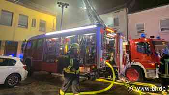 Wohnhausbrand in Eibelstadt - Bewohner bleiben unverletzt | BR24 - BR24