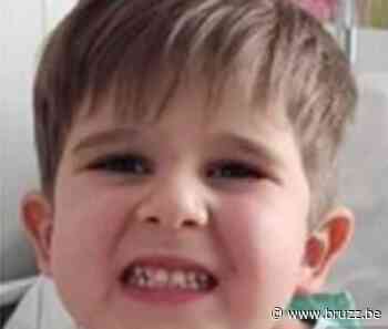Herdenkingsmoment voor vierjarige Dean Verberckmoes in Brussel - BRUZZ