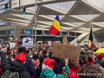 Vermeende relschopper van anticoronabetoging in Brussel vrijgesproken - BRUZZ