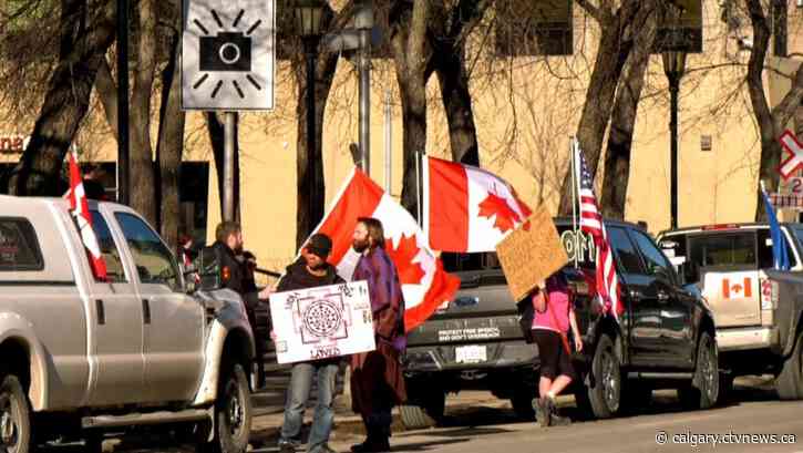 Dozens of convoy protest drivers ticketed by Calgary police