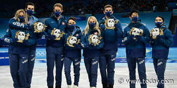USA wins silver medal in team figure skating