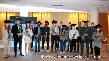 13 neue Fachleute für das Wolfsburger Gastgewerbe - Braunschweiger Zeitung