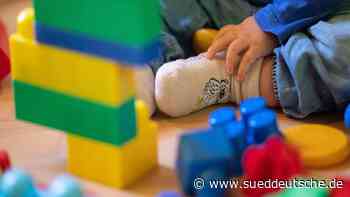 Gesellschaft - Kiel - Weniger Kinder im Norden in Tagespflege - Gesellschaft - Süddeutsche Zeitung