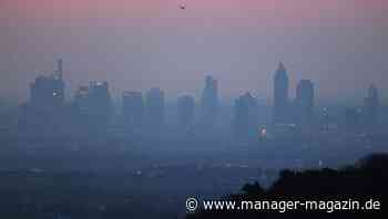 Börse: Dax startet im Plus, Bitcoin nähert sich 45.000 Dollar