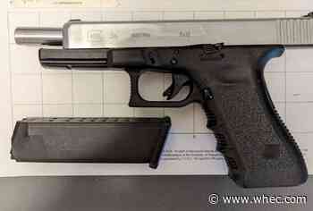 Man caught at Rochester airport security checkpoint with loaded gun