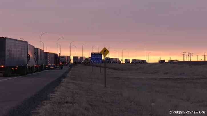 'This blockade must end': Alberta justice minister condemns highway protest near U.S. border