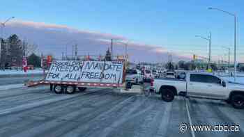 Protesters block traffic for 2nd day at Ambassador Bridge international crossing