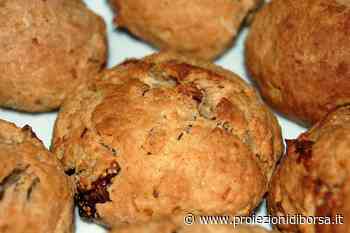 Noci, mandorle con farina e arance e poco altro serviranno per preparare un energetico dolce invernale sen ... - Proiezioni di Borsa