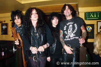 ‘Pam & Tommy’ Glosses Over a Strange Motley Crue Moment. Hear the Band’s Last Gig With Fill-In Singer
