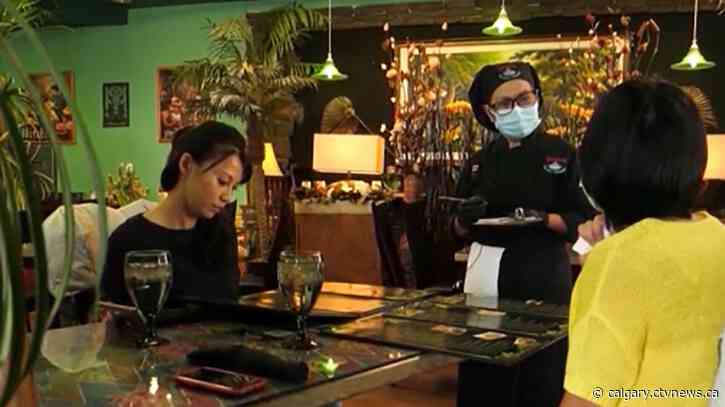 Calgary businesses react to removal of Alberta's vaccine passport rules