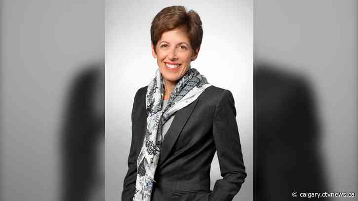 Lifting restrictions 'like ripping off a Band-Aid before wound has healed': Chamber of Commerce president and CEO