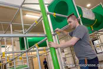 Auerbachs neues Freizeitzentrum: Spielplatz-Montage hat begonnen - Freie Presse
