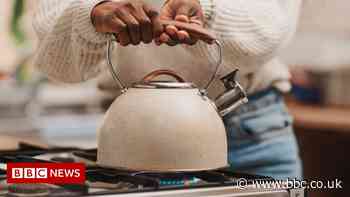 Energy prices: Failed suppliers will add £200m to bills, says Ofgem boss