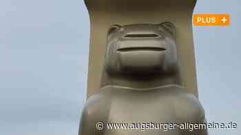 Sechs Löwenmenschen stehen jetzt in Asselfingen Spalier