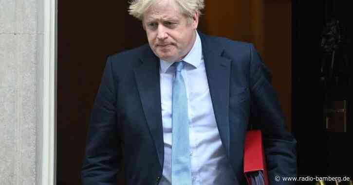 Neue Fragen an Johnson wegen Foto mit Sektflasche
