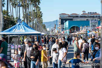 Unseasonable heat arrives in Los Angeles just in time for Super Bowl