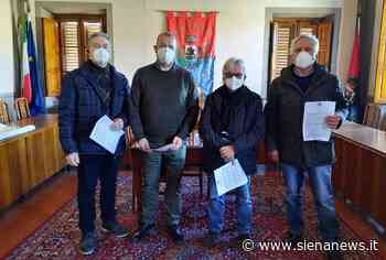 Sinalunga, accordo tra Comune e sindacati per il contrasto alla solitudine degli anziani - Siena News