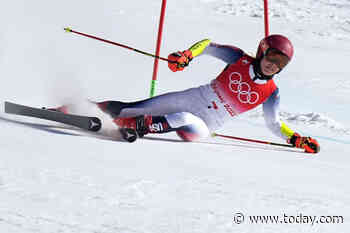 Team USA's Mikaela Shiffrin knocked out of slalom in 1st run