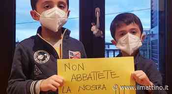 Napoli, la protesta dei bambini: «Non demolite la scuola della Rotondella» - ilmattino.it