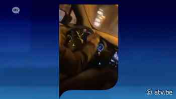 Tieners in huurwagen filmen politie-achtervolging in centrum Antwerpen - ATV