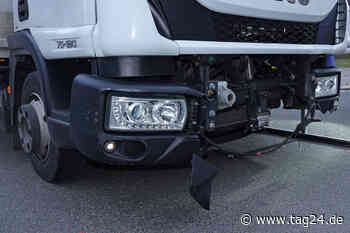 Unfall in Dresden: LKW kracht in Opel - TAG24