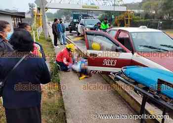 Patrulla de FC choca contra taxi en la Xalapa-Coatepec; hay un lesionado - alcalorpolitico