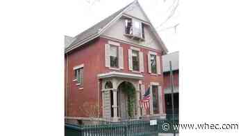 Deanna Dewberry emcees Susan B. Anthony Birthday Fundraiser