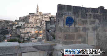 Matera, imbrattata la targa dedicata al lucano Colombo: "Atto vile che non ha alcuna giustificazione". I dettagli - Matera News