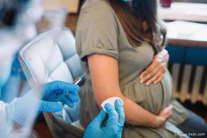 CDC says evidence is growing supporting vaccines for pregnant women