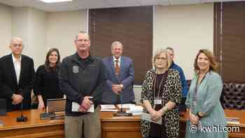 WASHINGTON CO. COMMISSIONERS RENEW MEMBERSHIP FOR AIR MEDICAL TRANSPORT - kwhi.com