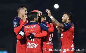 VIDEO: Carlos Cisneros iguala el encuentro tras un disparo que se desvió en un rival - Rebaño Pasión