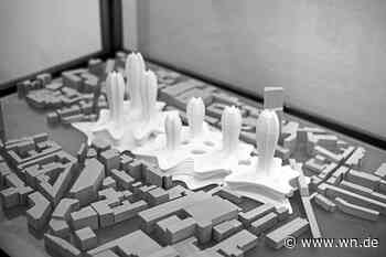 Architekturstudierende präsentieren Abschlussarbeiten