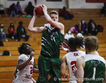 Bartlett's Conrad Luczynski scores 25 points vs. East Aurora. Who's noticing? Well, try Purdue, Michigan State, Wisconsin, Loyola ... - Chicago Tribune