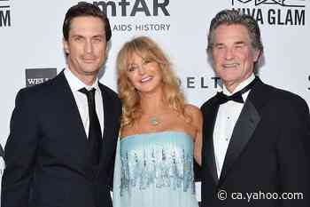 Watch Goldie Hawn and Kurt Russell Ride Backseat in Car with Oliver Hudson in Silence: 'No Words' - Yahoo
