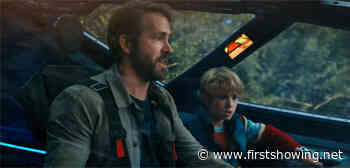 First Look Teaser for Sci-Fi 'The Adam Project' with Ryan Reynolds