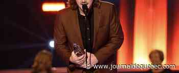 Épinglé pour racisme, un chanteur de country reste populaire aux États-Unis